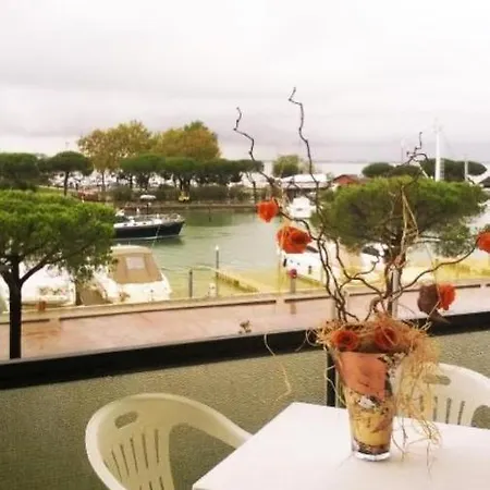 Apartment Lovely For 5 Guests By The Beach-beahost